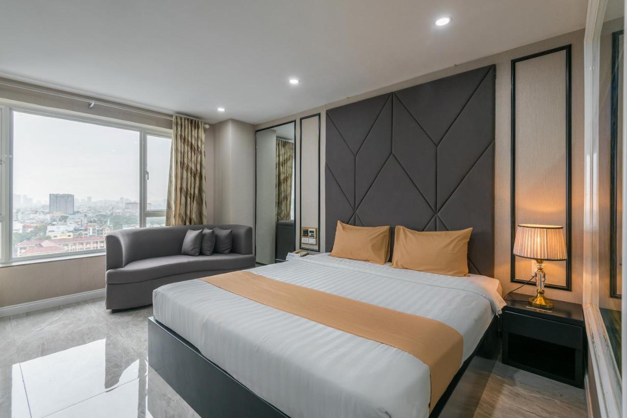 Cozrum Lux - The Arrivals Hotel Ho Chi Minh City Bagian luar foto
