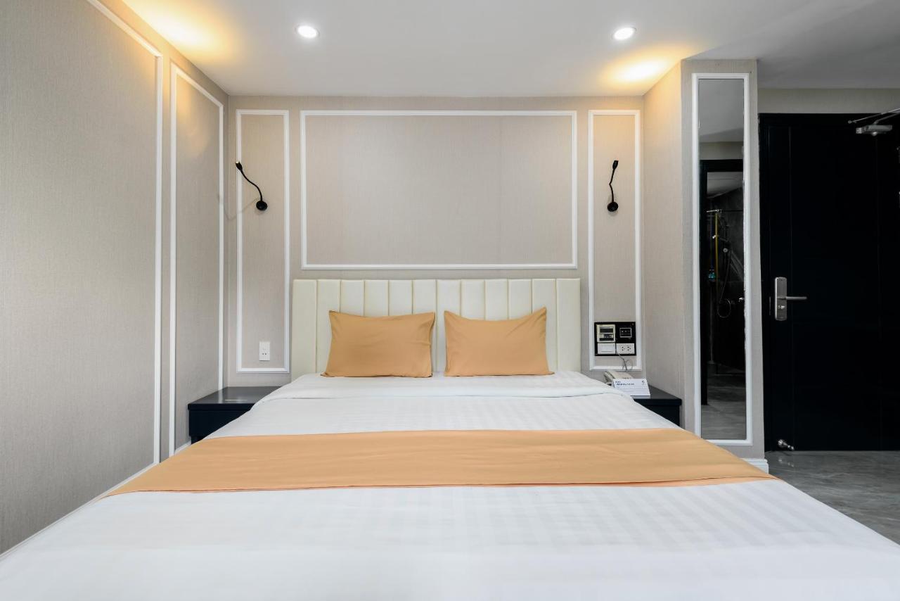 Cozrum Lux - The Arrivals Hotel Ho Chi Minh City Bagian luar foto