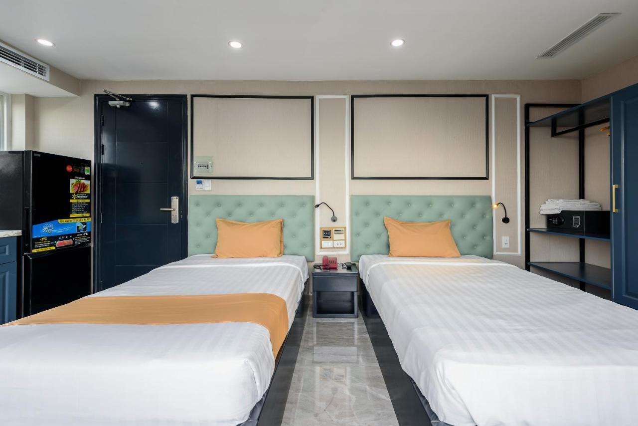 Cozrum Lux - The Arrivals Hotel Ho Chi Minh City Bagian luar foto