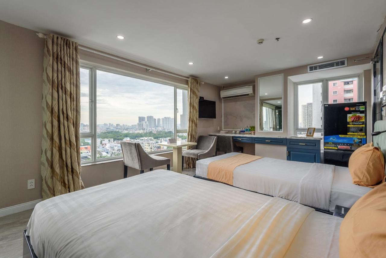 Cozrum Lux - The Arrivals Hotel Ho Chi Minh City Bagian luar foto