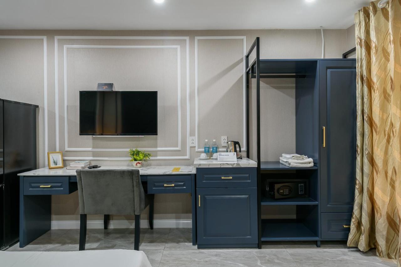 Cozrum Lux - The Arrivals Hotel Ho Chi Minh City Bagian luar foto