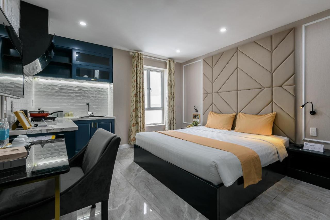 Cozrum Lux - The Arrivals Hotel Ho Chi Minh City Bagian luar foto