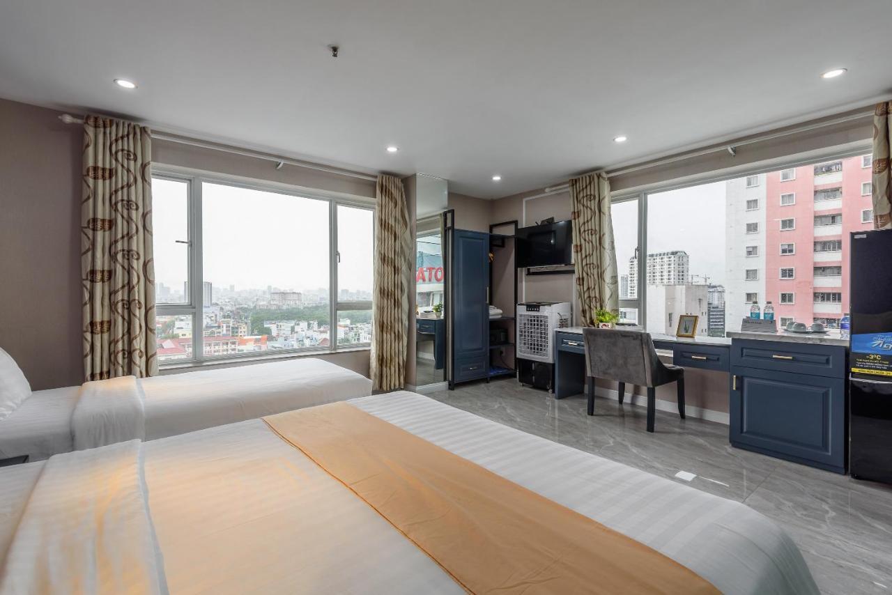 Cozrum Lux - The Arrivals Hotel Ho Chi Minh City Bagian luar foto