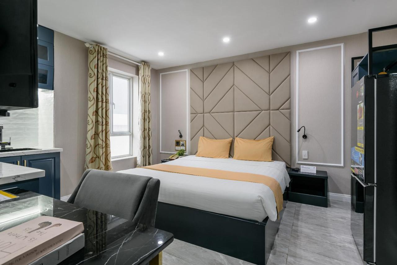 Cozrum Lux - The Arrivals Hotel Ho Chi Minh City Bagian luar foto