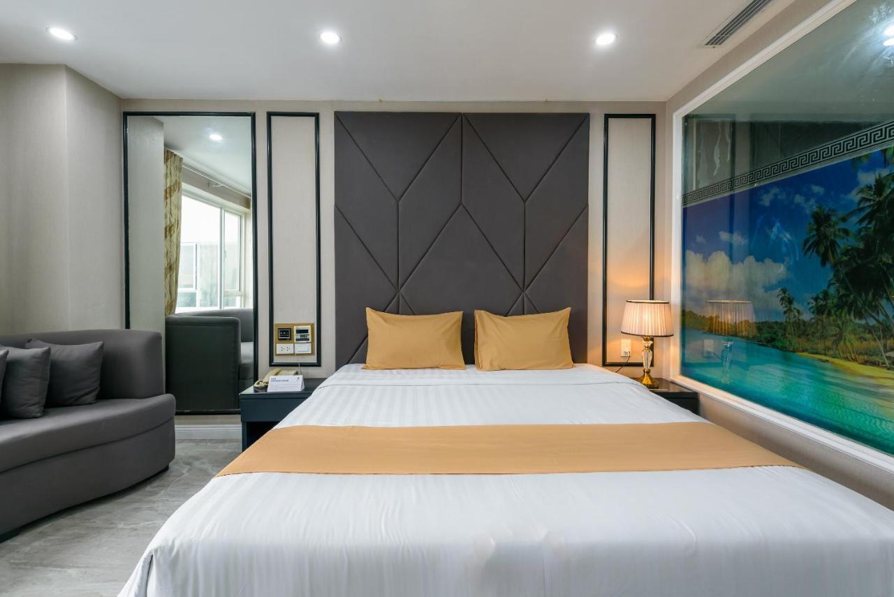 Cozrum Lux - The Arrivals Hotel Ho Chi Minh City Bagian luar foto
